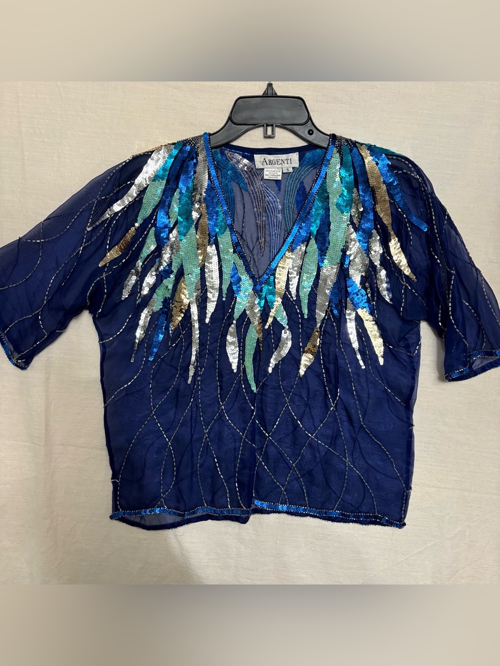 Vintage Argenti silk beaded sequin top. Size small